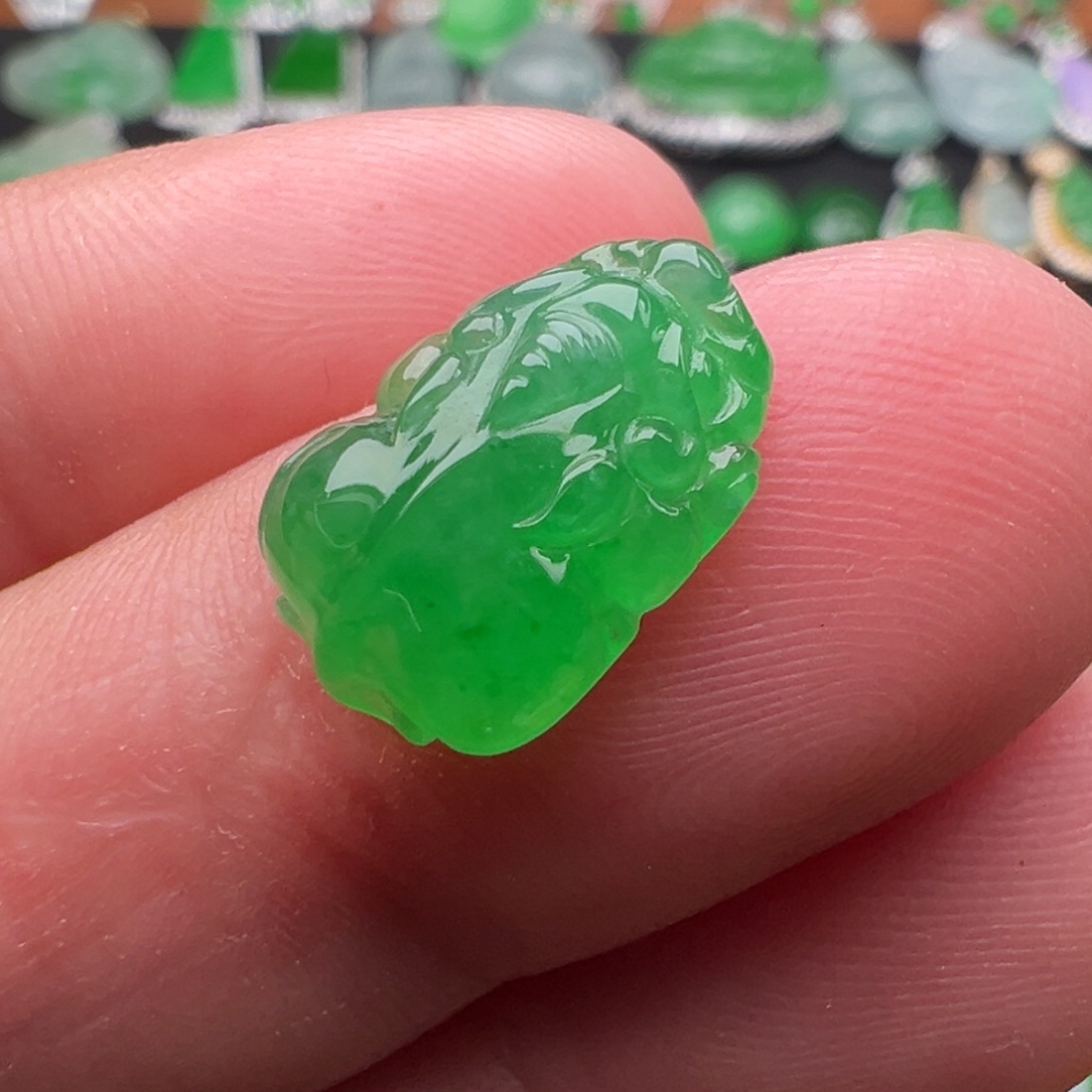 翡翠颈饰未镶嵌貔貅14.3