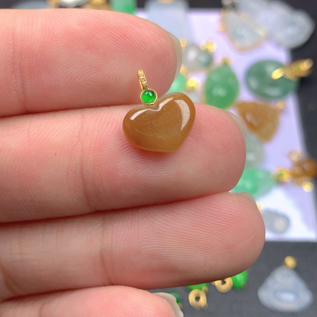【闪购商品】颈饰18K金镶嵌翡翠翡翠