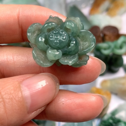 定制翡翠未镶嵌翡翠