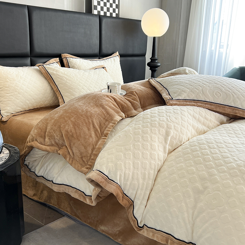 【晴美】轻奢雕花牛奶绒四件套-四叶草全系列