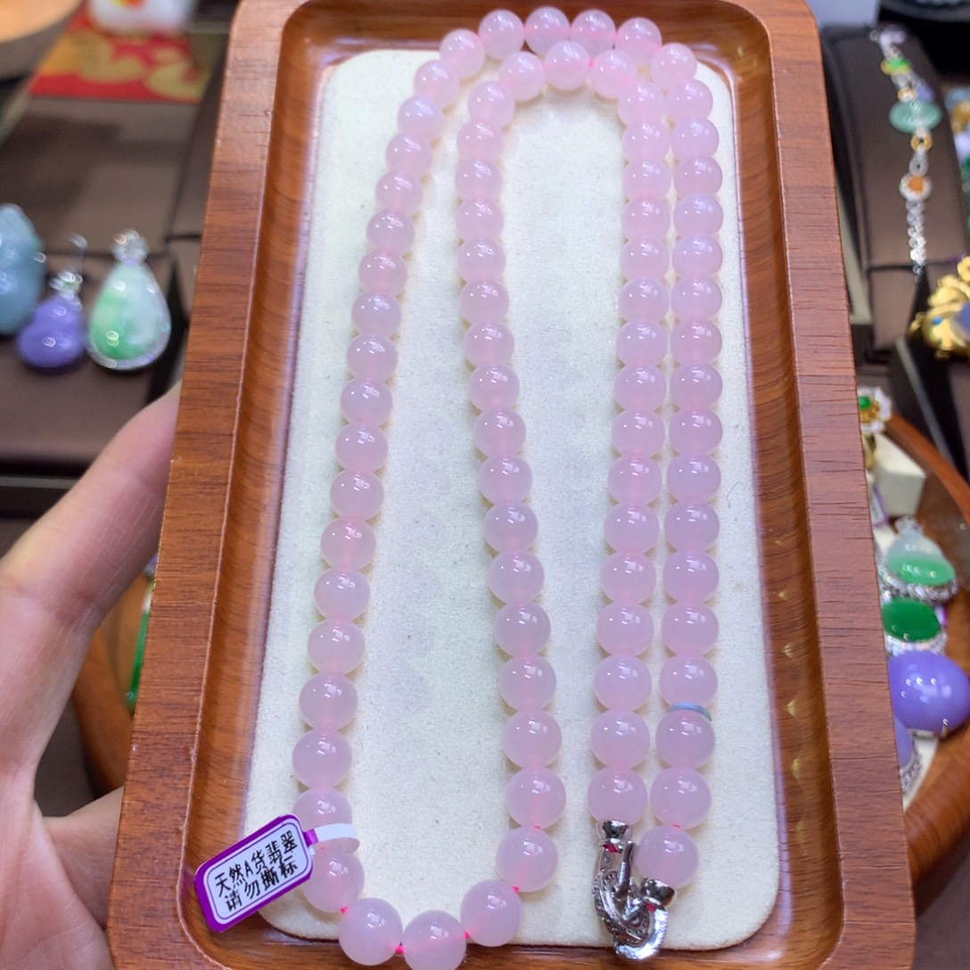 翡翠未镶嵌颈饰卡8mm左右