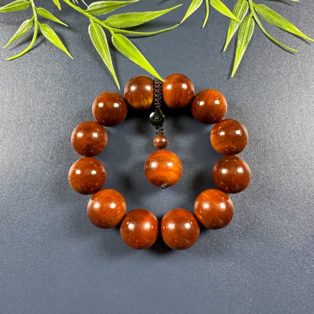 崖柏精抛2.0糖心玉化料文玩手串多样性发货