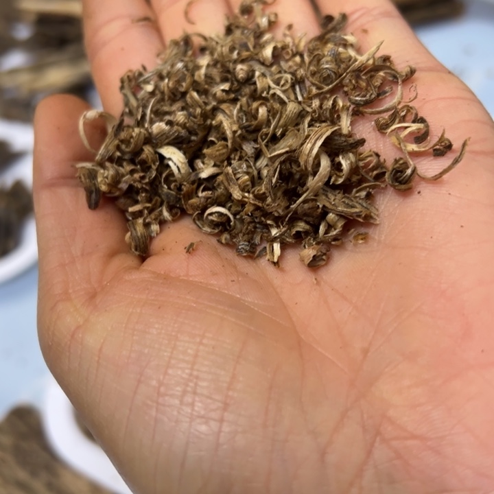 沉香碎屑沉香沉香勾丝，多样性发一