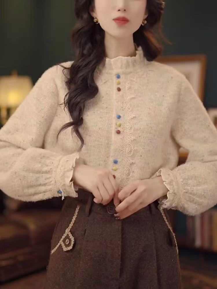 【彩虹糖果】超好看花边领衬衫女冬季设计感彩色扣子上衣