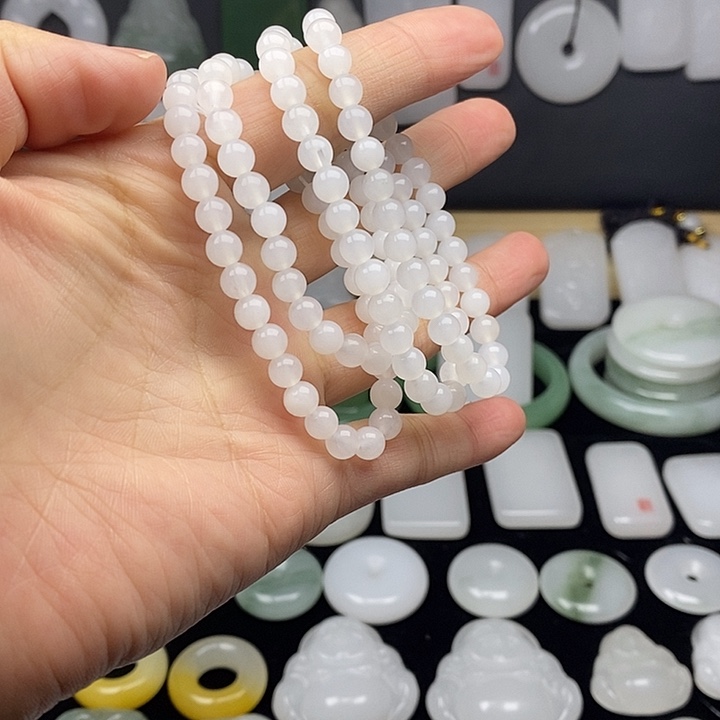 石英质玉颈饰未镶嵌