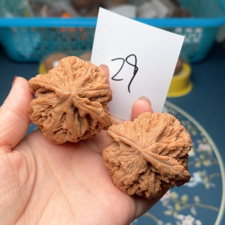 文玩核桃把件48全品大粗筋