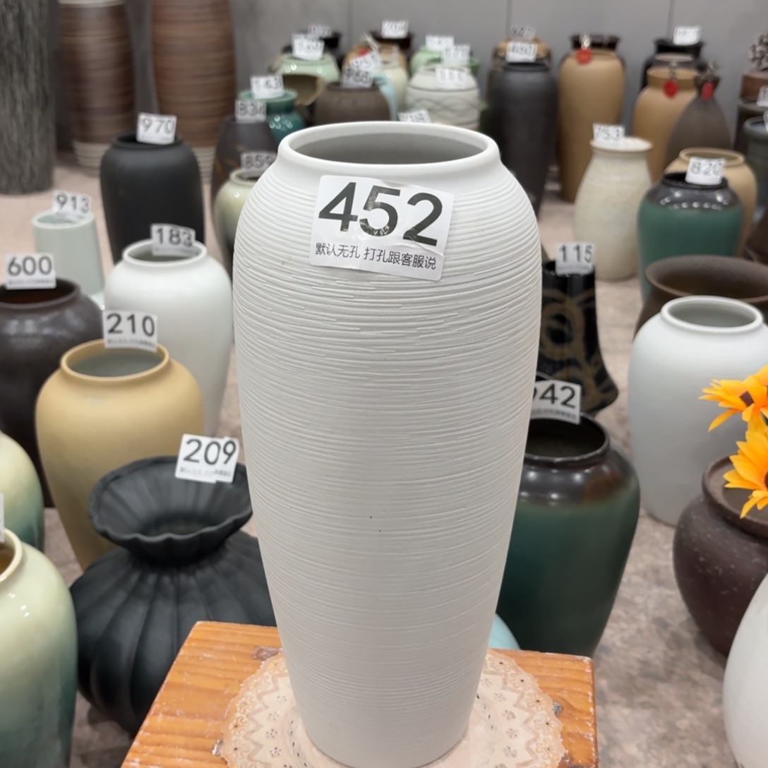 摆件452 景德镇陶瓷花瓶高34口9