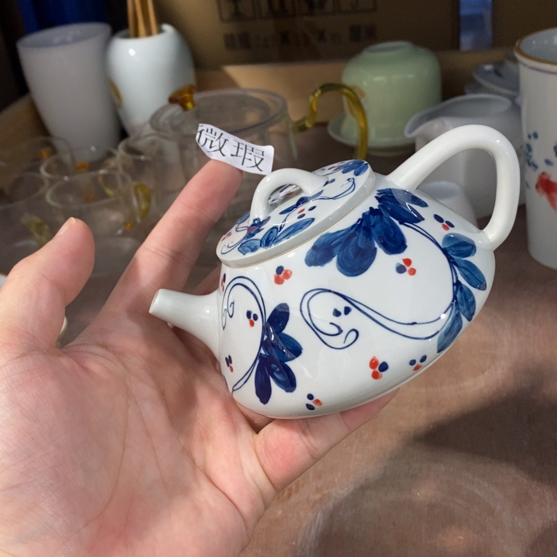 釉下手绘茶具微瑕