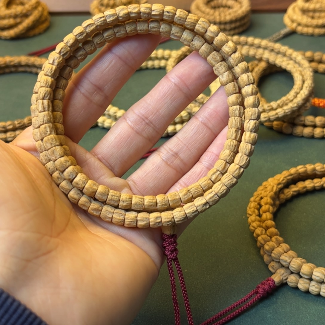 时***。柏香籽/百香籽吊坠