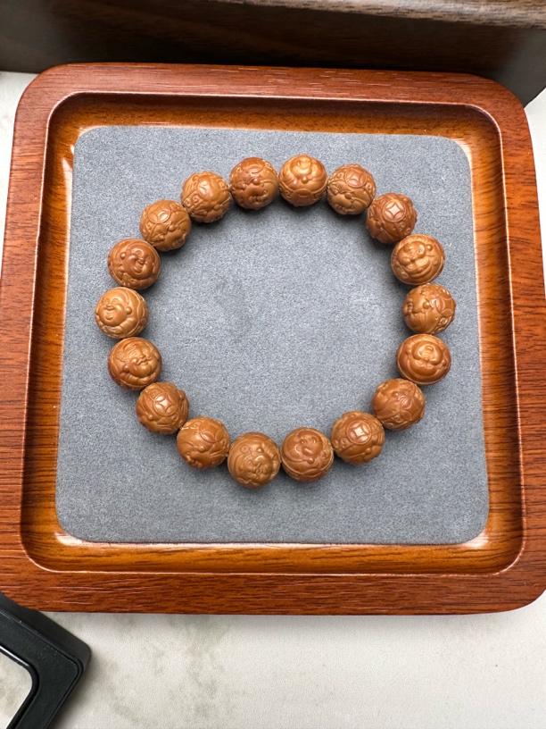 猴头核桃（全品弥来佛）13左右mmm