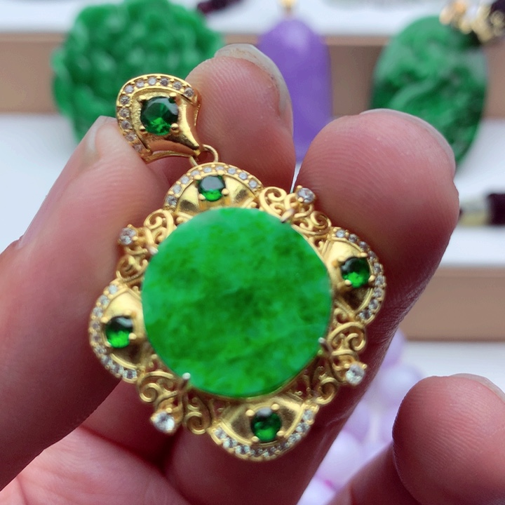 翡翠未镶嵌吊坠(不含链)