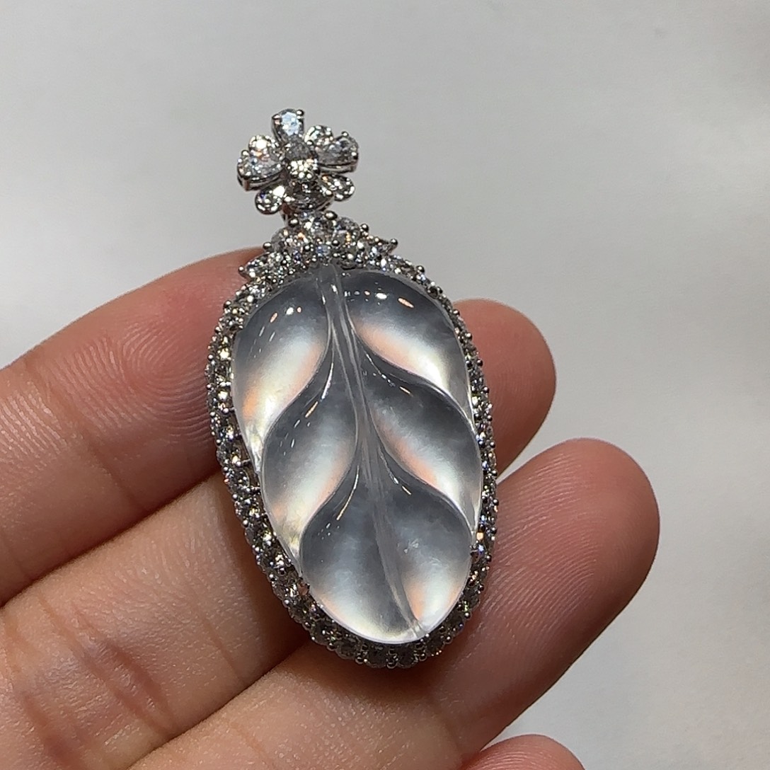 翡翠18K金镶嵌吊坠(不含链)叶子