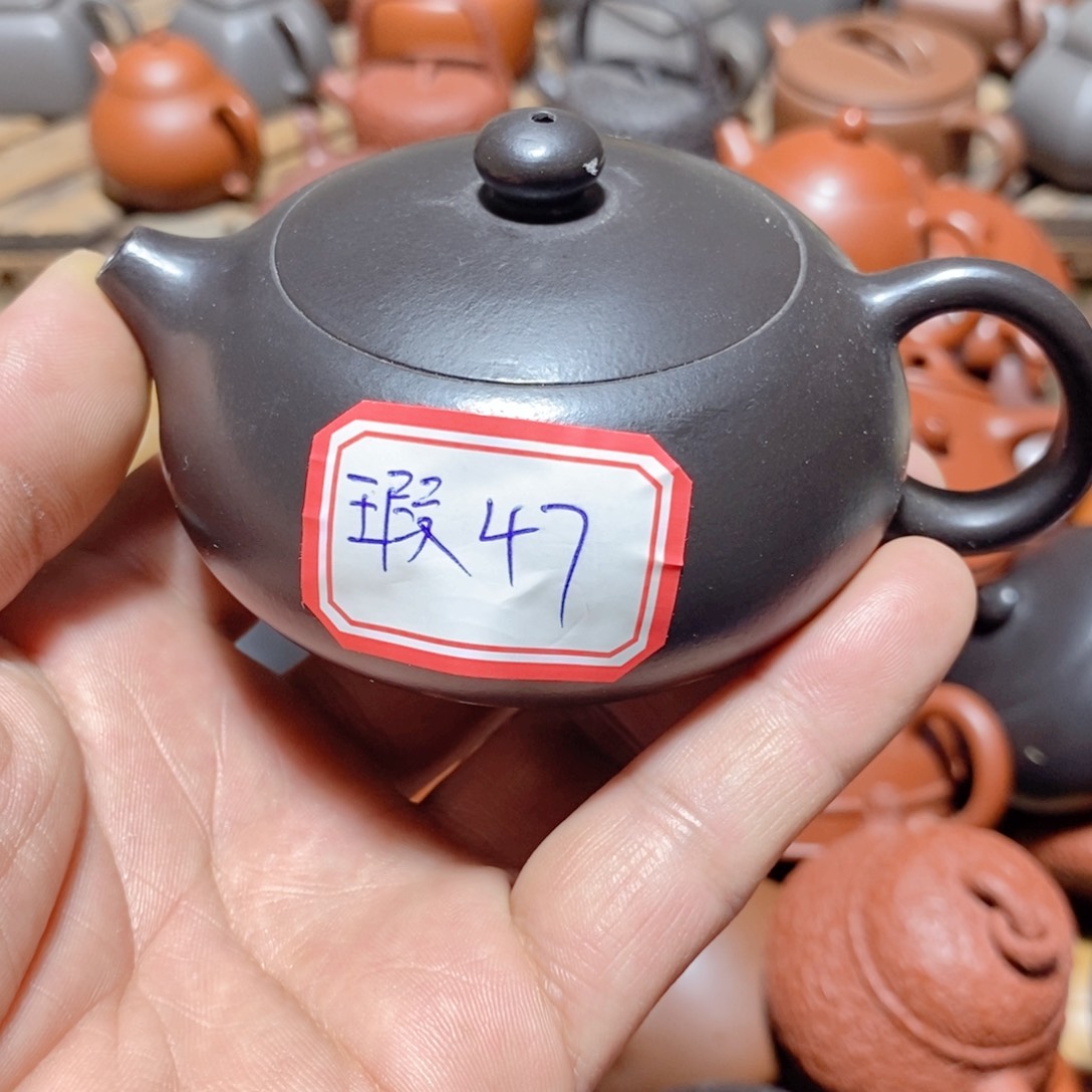 紫砂茶壶欢迎各位光临惠顾