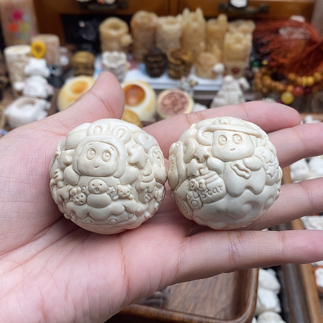 鹿骨把件c26星星人手球