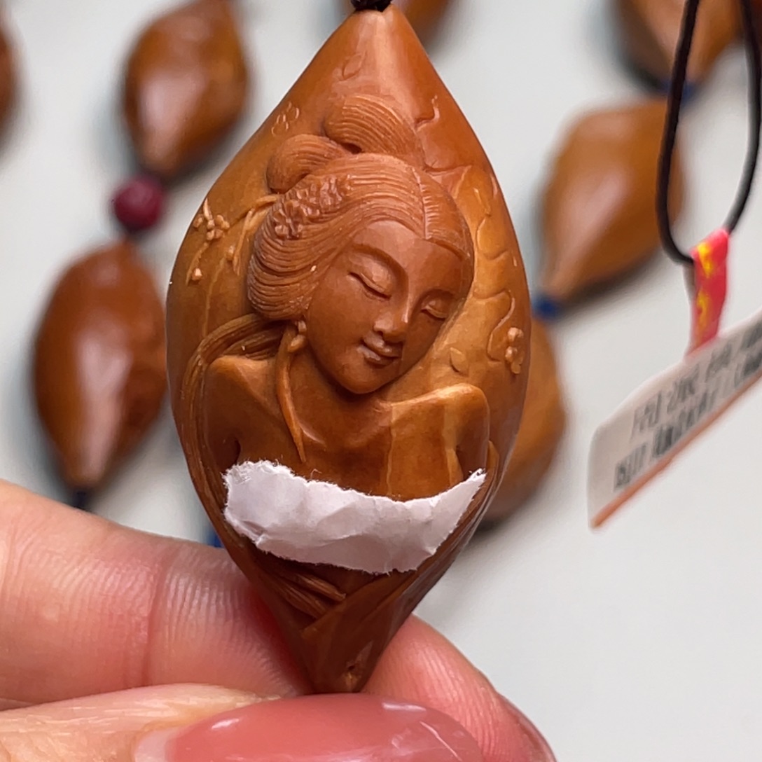 橄榄核吊坠大师姐贵妃单子