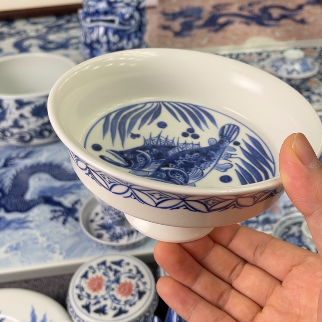 景德镇陶瓷手工手绘
