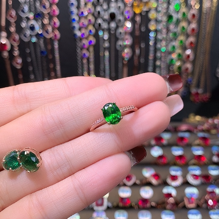 透辉石戒指银S925镶嵌68玫瑰金