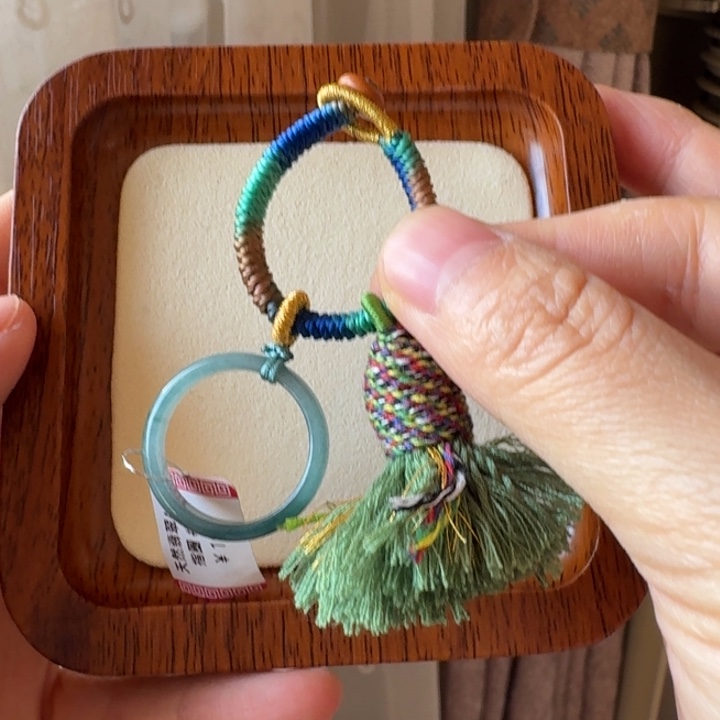 翡翠未镶嵌颈饰钥匙扣1