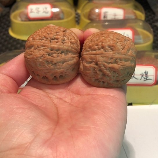 红****?文玩核桃把件御尊