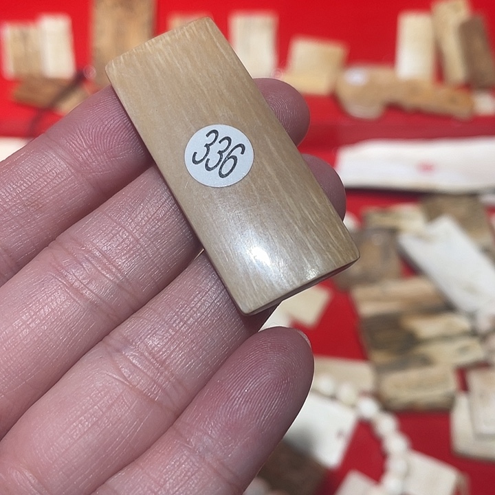 泥塑不打孔联系客服