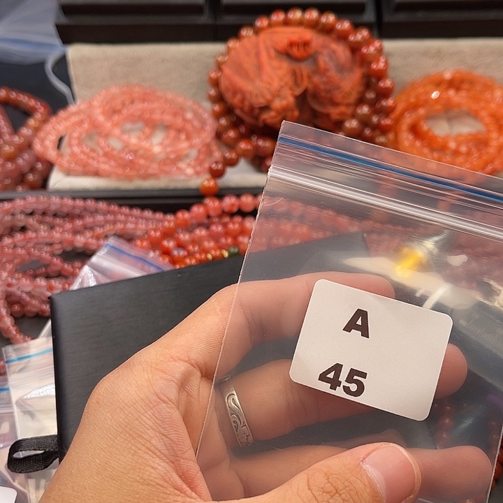 南红玛瑙未镶嵌多样性发货默认微瑕称重7mm