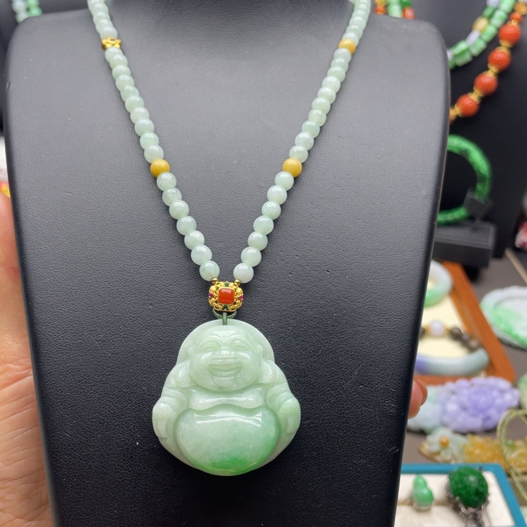 c*** 翡翠未镶嵌颈饰翡翠佛公