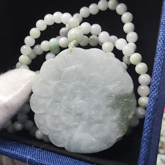 翡翠未镶嵌颈饰毛衣链