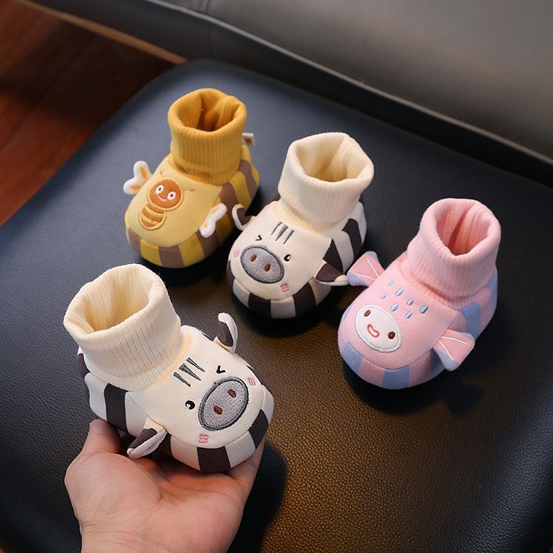 宝宝可爱卡通袜套鞋子加绒厚学步鞋保暖防滑防掉棉鞋软底0-6月1岁
