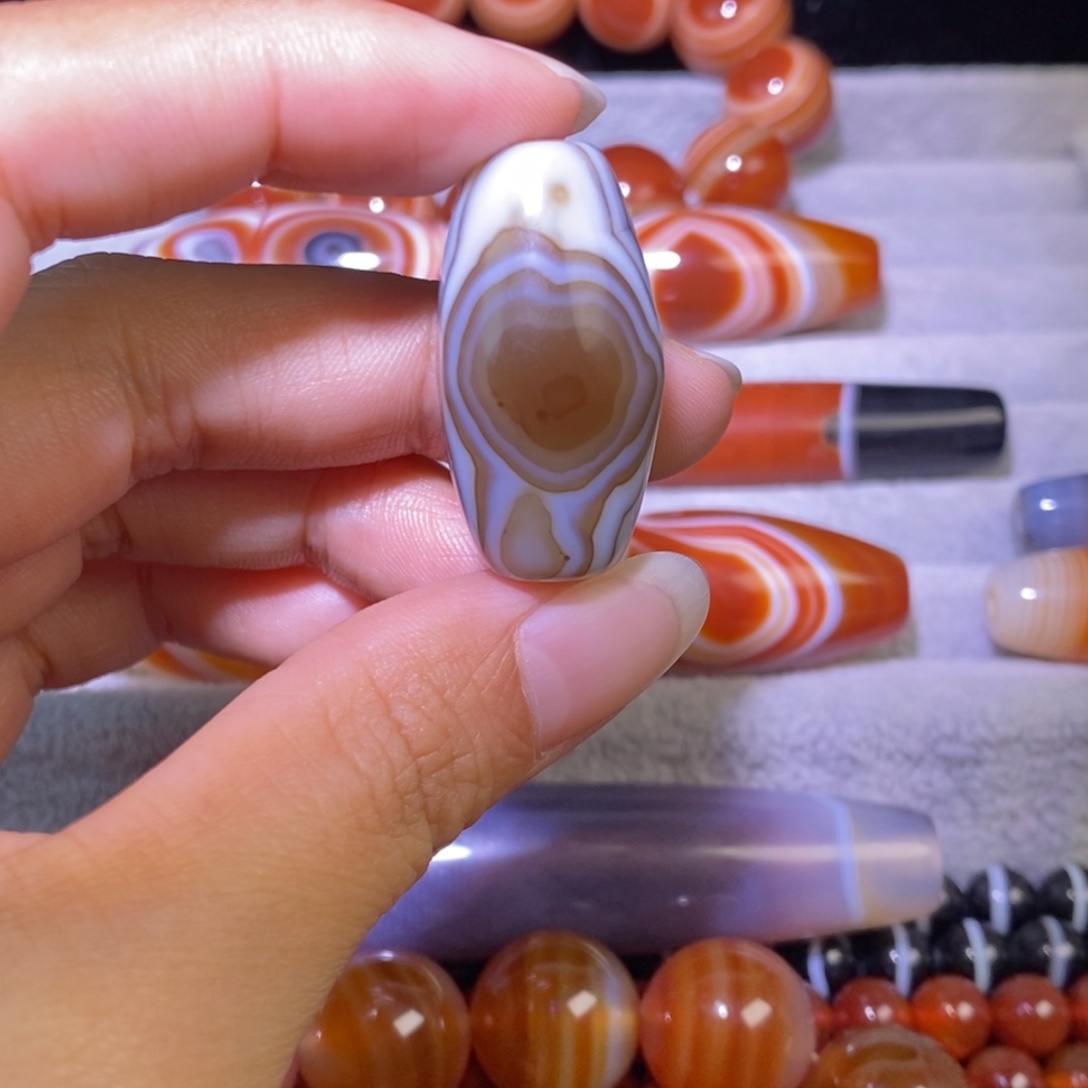 玛瑙/玉髓颈饰未镶嵌