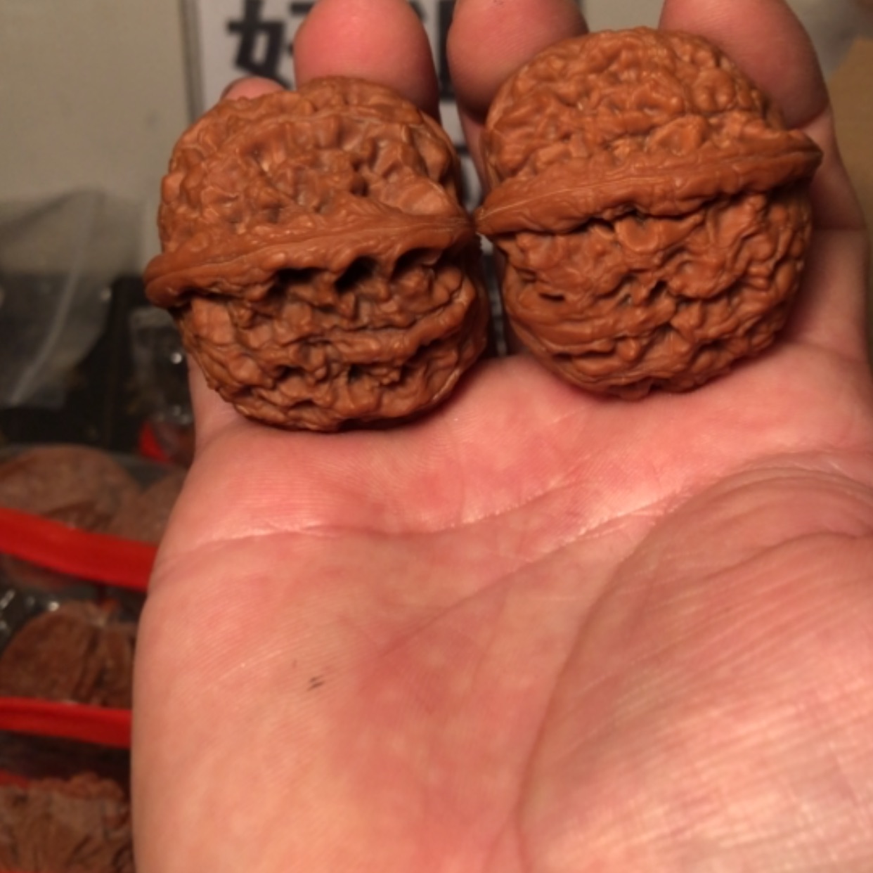 【闪购商品】文玩核桃把件水龙纹42+