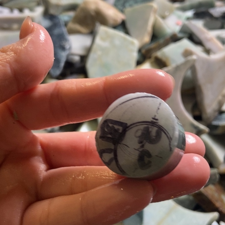 翡翠颈饰未镶嵌天然翡翠