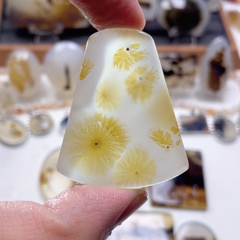 【闪购商品】玛瑙/玉髓颈饰未镶嵌
