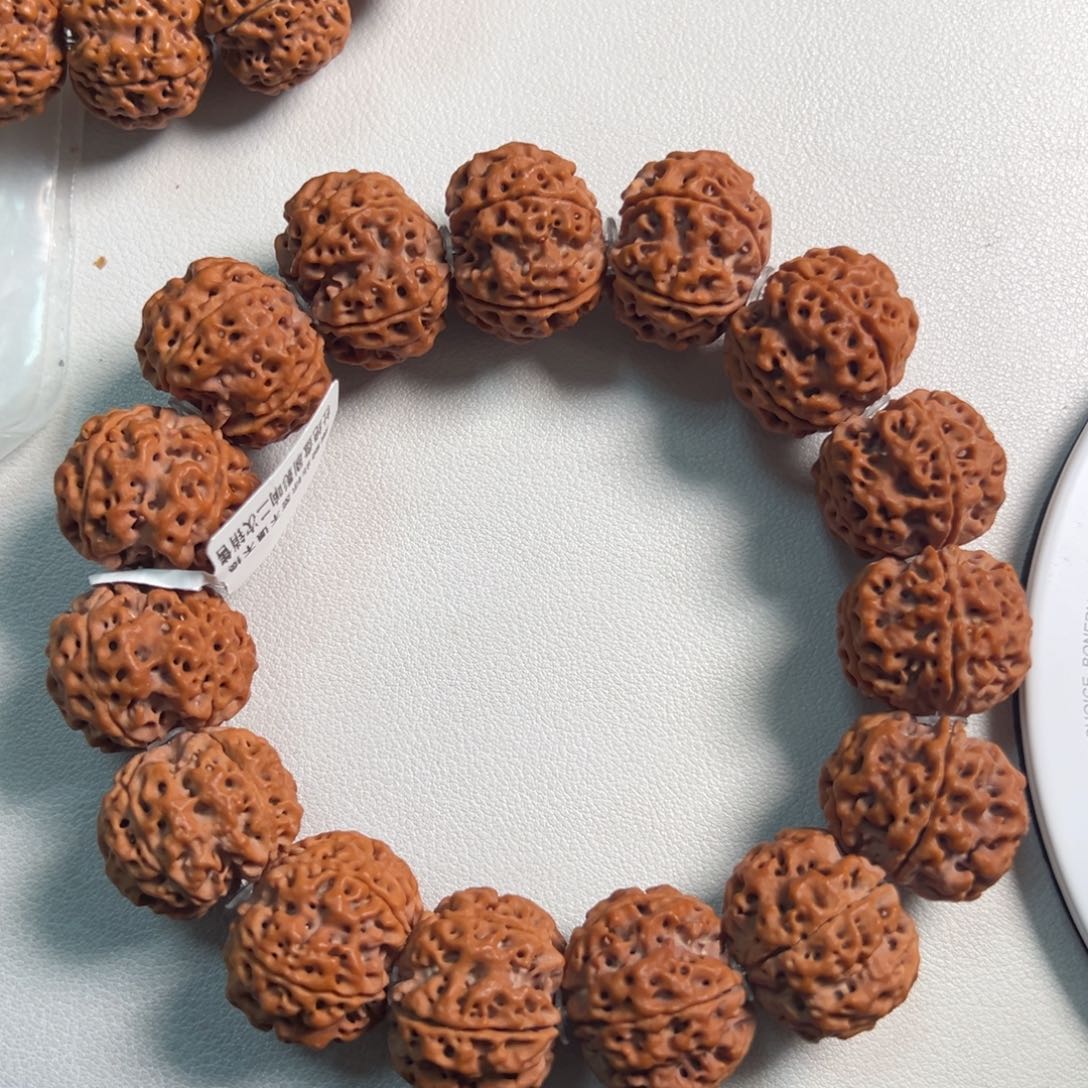 ༀ***ༀ金刚菩提手串蜂窝双龙