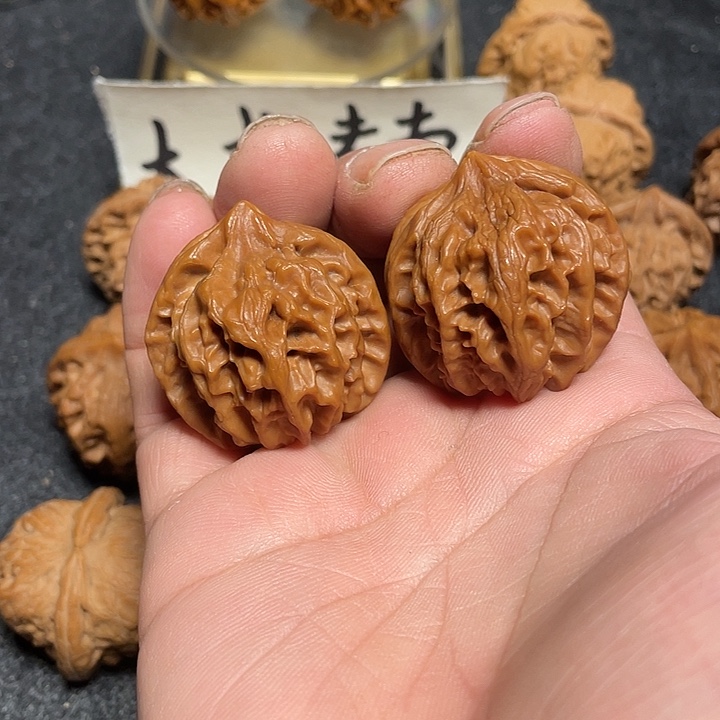 鹦***囡把件文玩核桃大龙