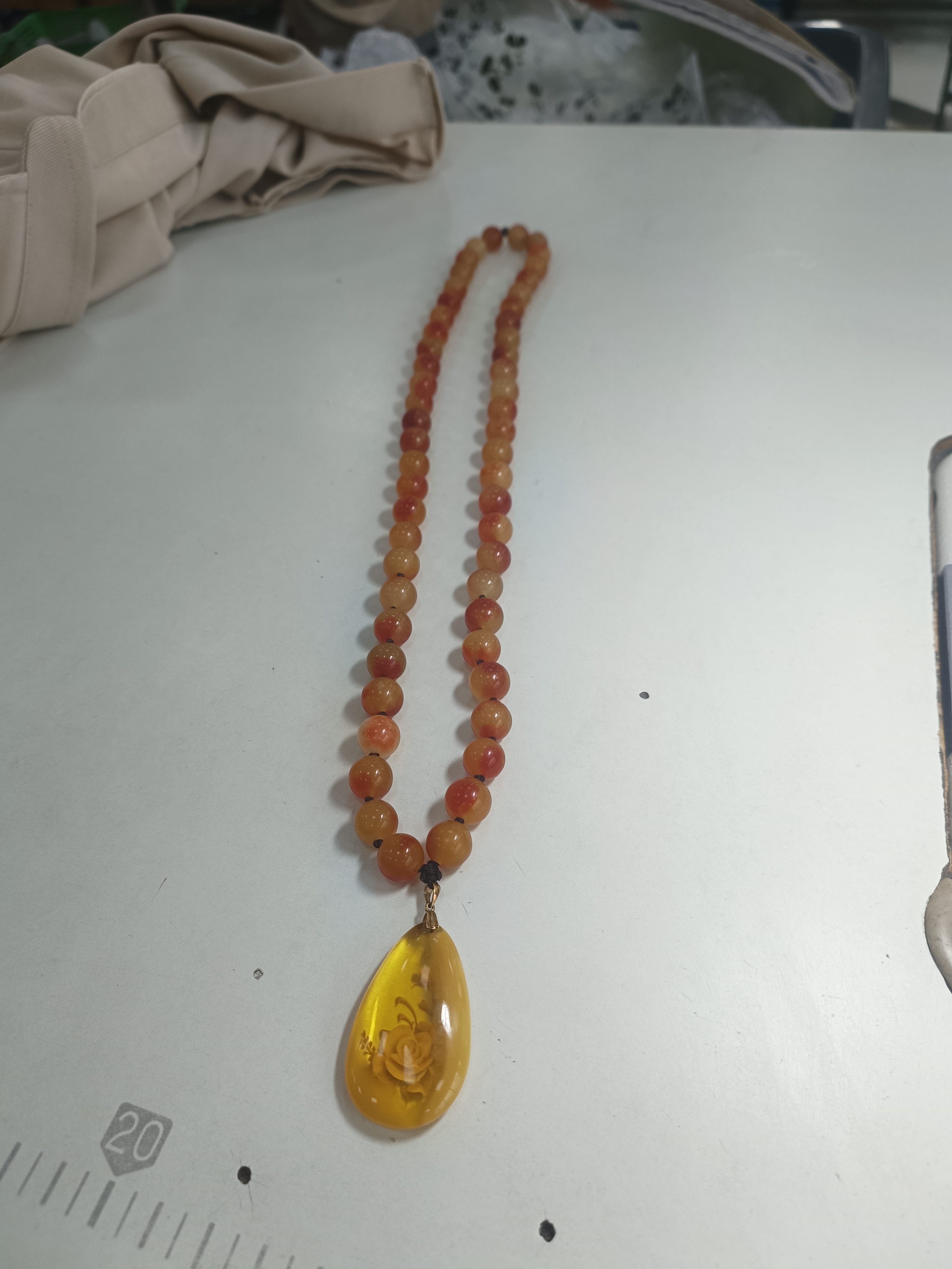 时尚饰品，祖传物品，项链配吊坠