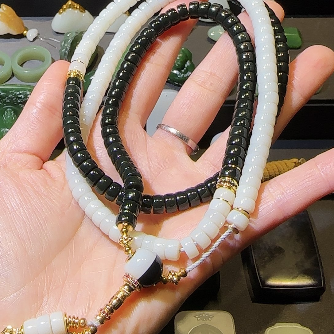 和田玉未镶嵌手链