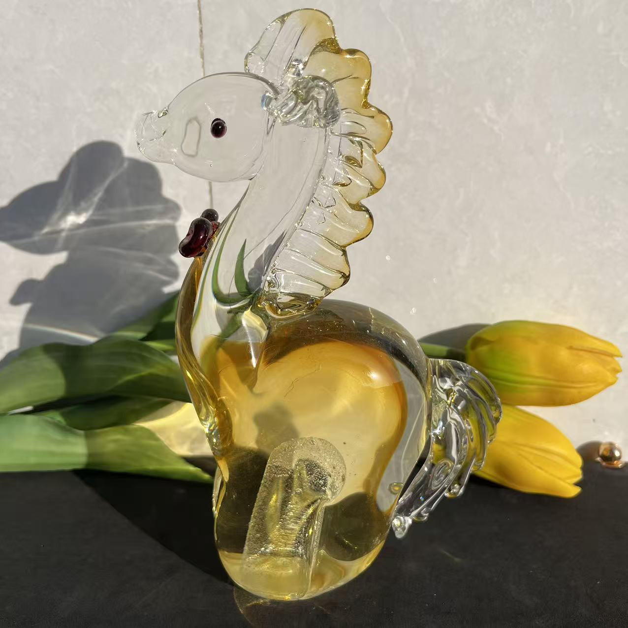 淄博非遗手作琉璃反映马“马上来财”送礼，家居玄关摆件