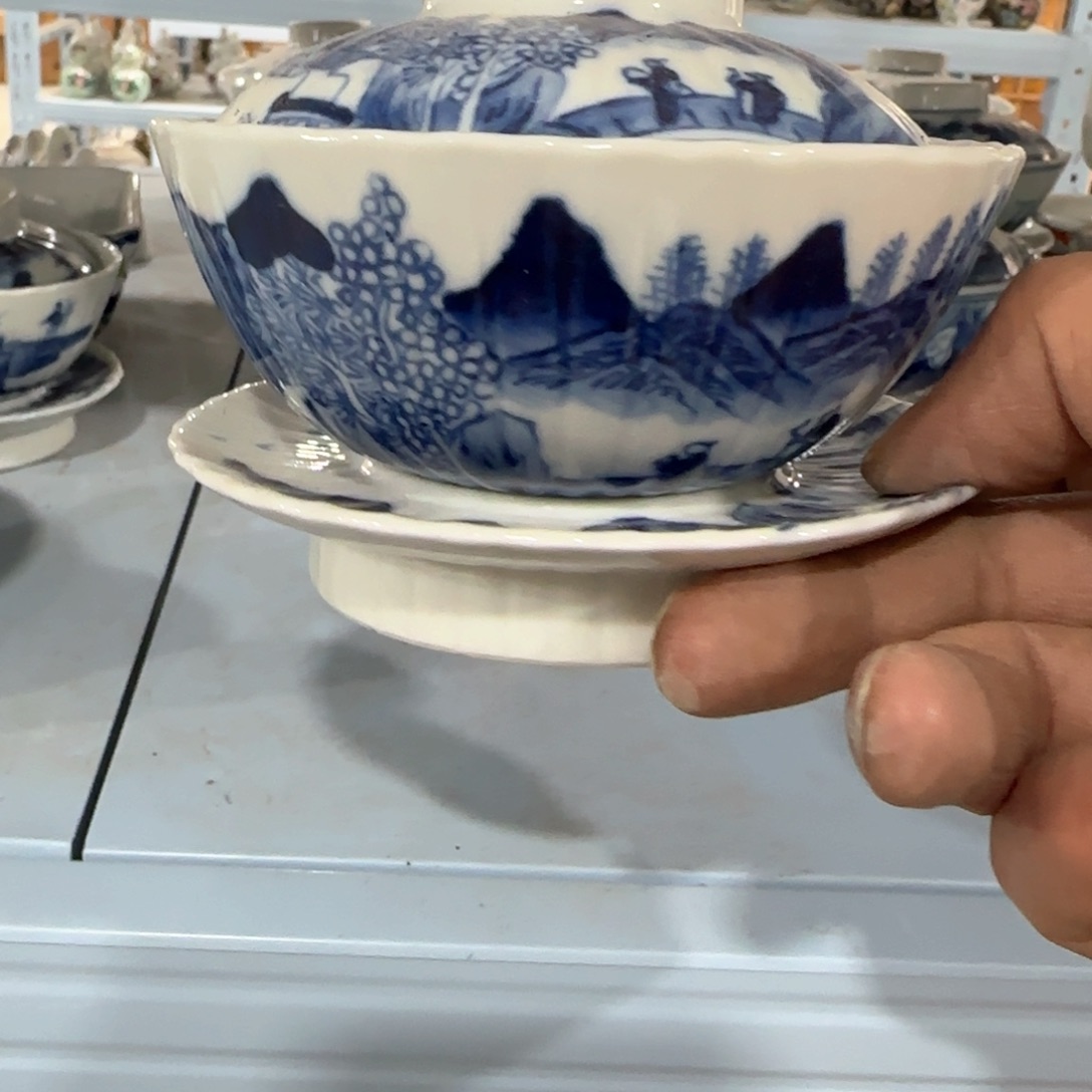 瓷片瓷器的造型艺术也被列入其中