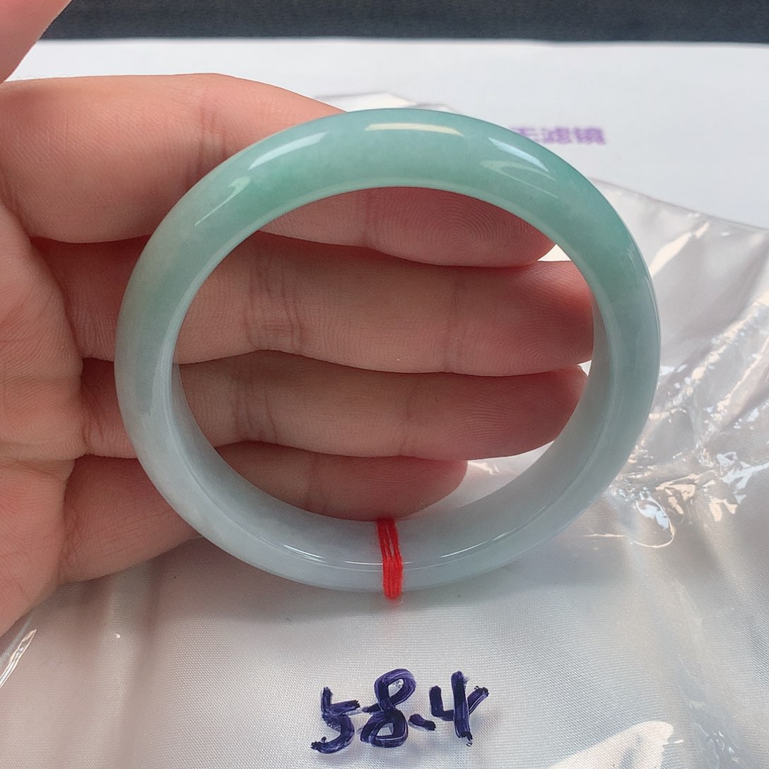 翡翠手镯未镶嵌259号