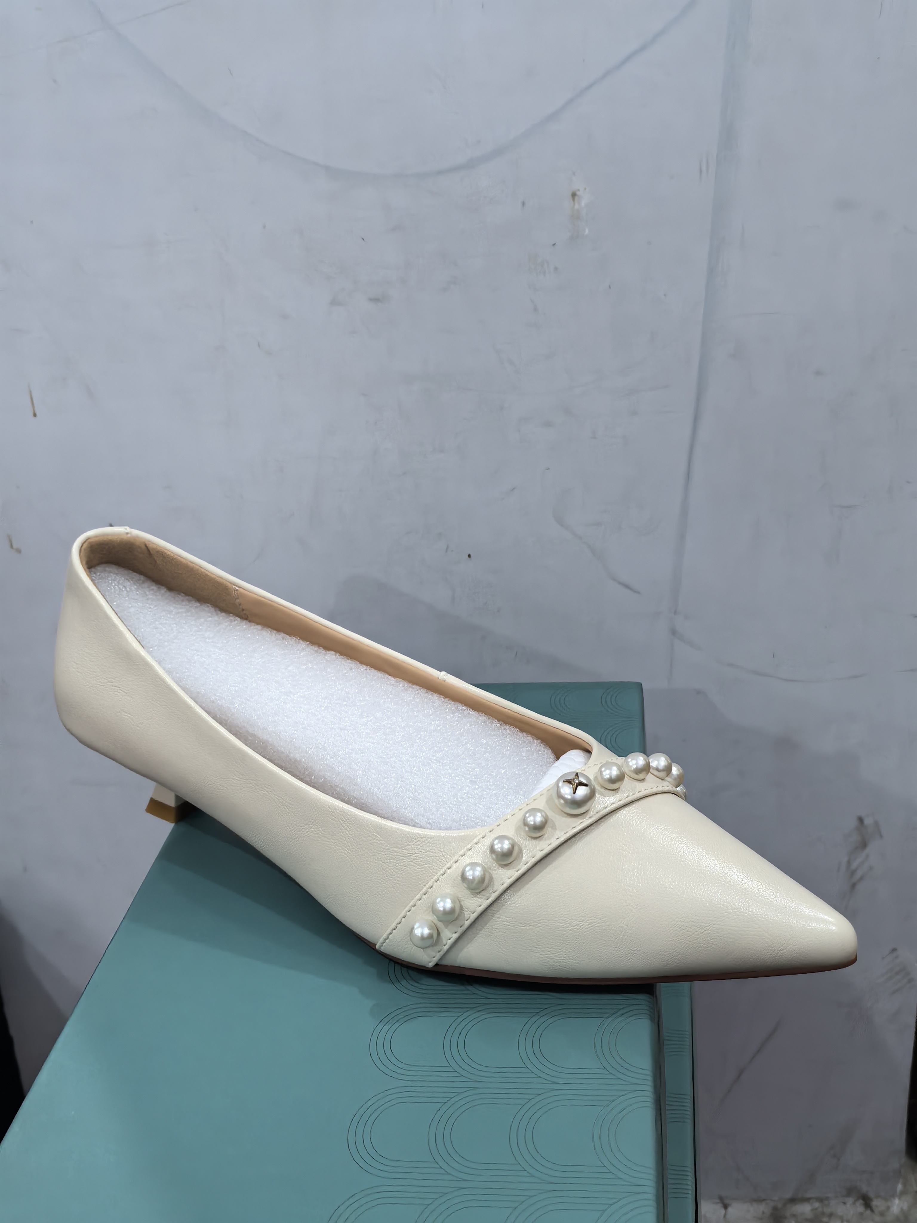 阳阳鞋贸 时尚休闲尖头头/浅口鞋~不要自己付款 看直播选款