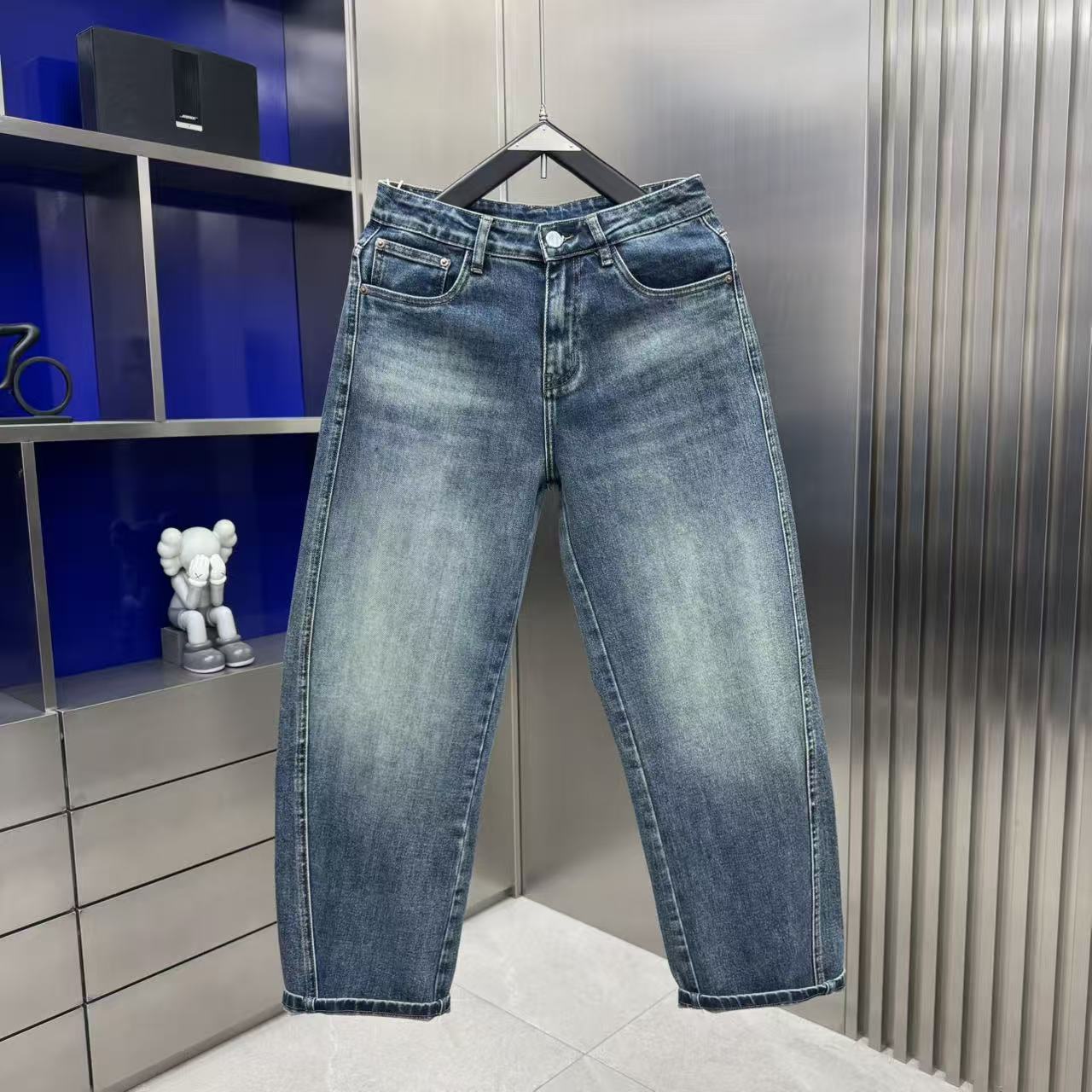 冬季新款宽松重磅直筒牛仔裤舒适简约百搭时尚潮流长裤5006