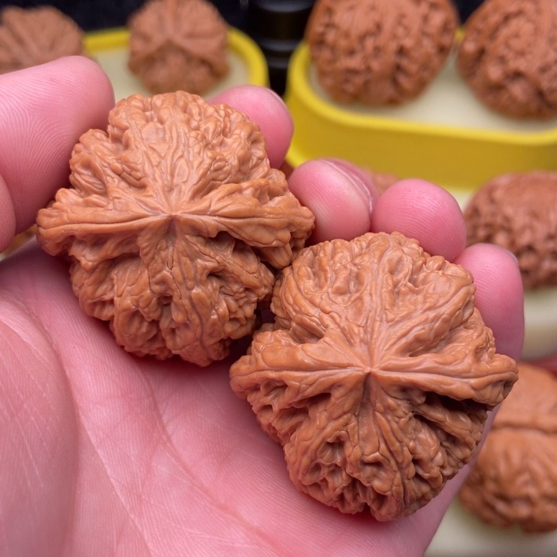 文玩核桃把件全品粗筋41+