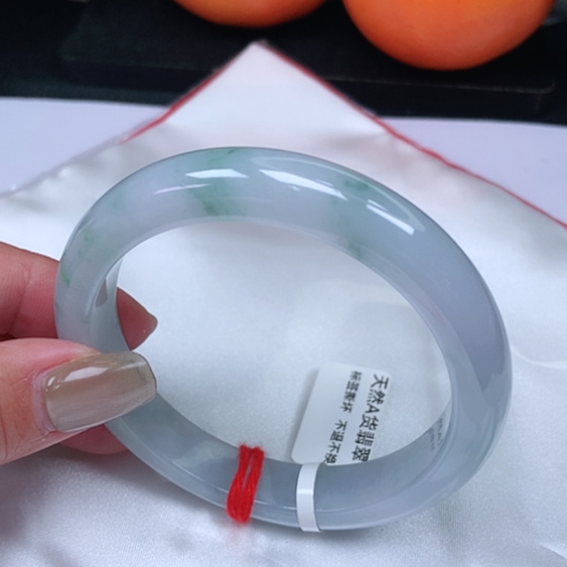 【闪购商品】翡翠手镯未镶嵌，
