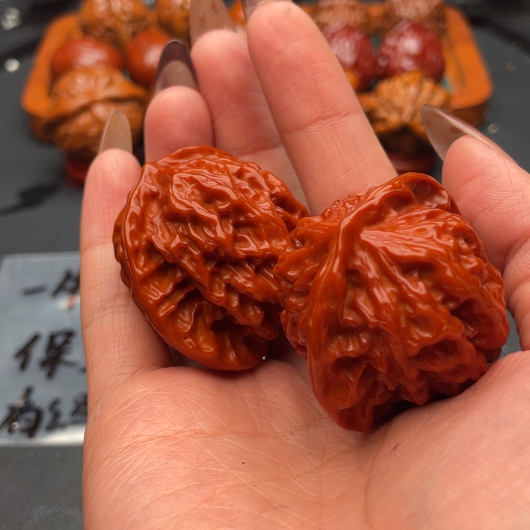 文玩核桃把件盘龙纹