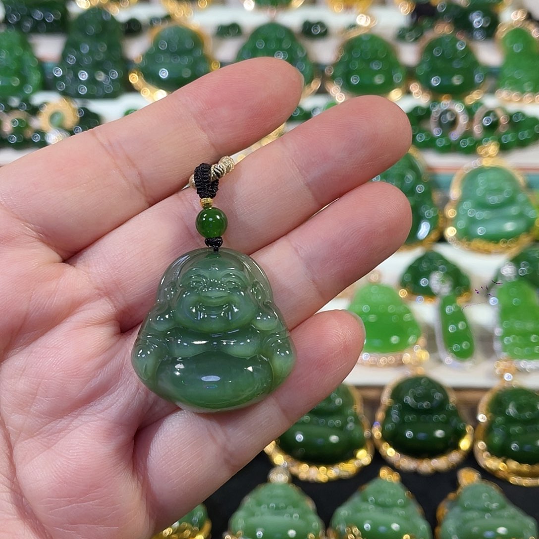 颈饰18K金镶嵌和田玉（碧玉）猫眼佛公30