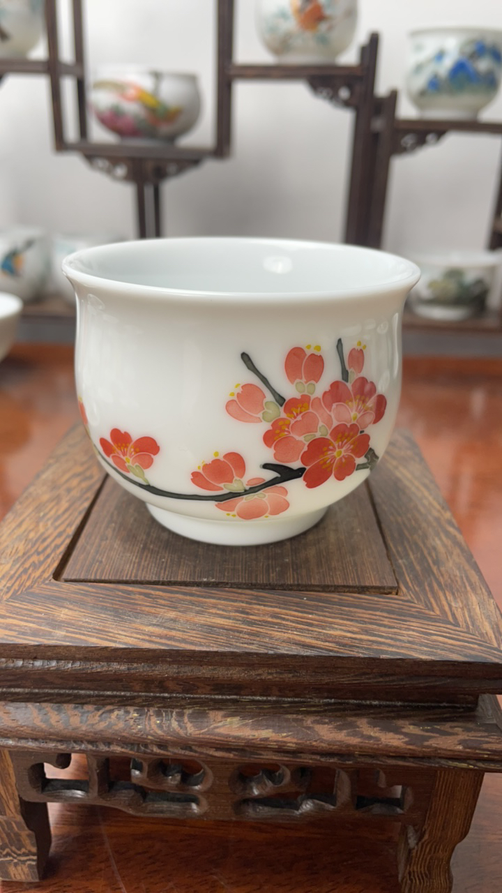 釉下五彩高温手绘梅花小缸杯