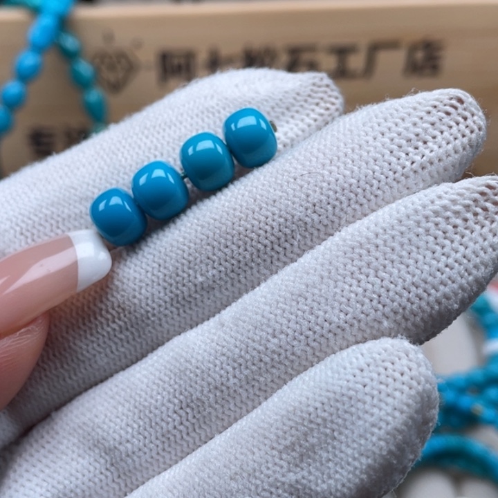 猴***宝绿松石未镶嵌珠宝奇石