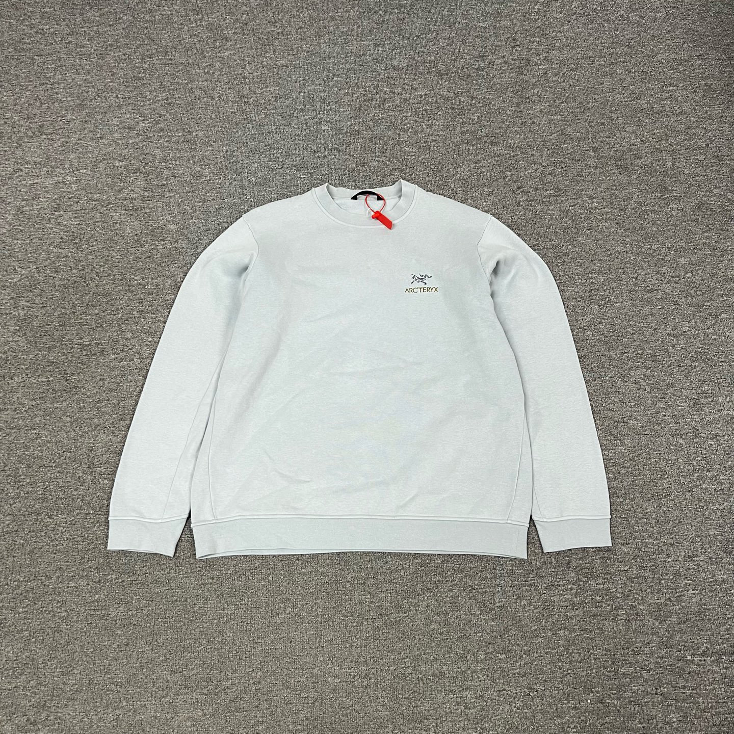 99新 AMIPARIS Arcteryx 始祖鸟 Emblem系列云水蓝 卫衣  L码