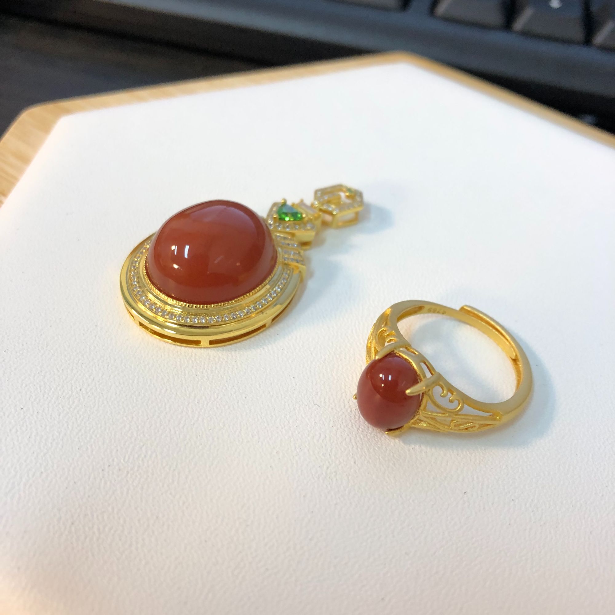 MaggieGao专拍锦红吊坠+锦红戒指两件套原矿南红蛋面