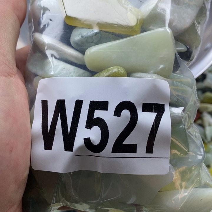 蛇纹石玉未镶嵌珠宝奇石